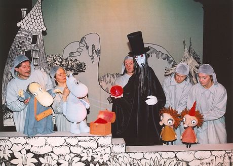 Teatr Kubu� Teatr S�o�ce w Dolinie Mumink�w 
