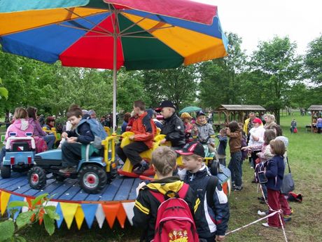 Skansen, Tokarnia Świętokrzyskie Festiwal gier i zabaw 