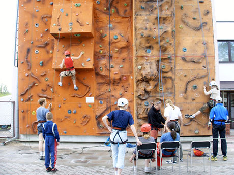 Ośrodek Kultury Białogon Sport i Rekreacja Sezon wspinaczkowy 2012 na ściance w Kielcach 